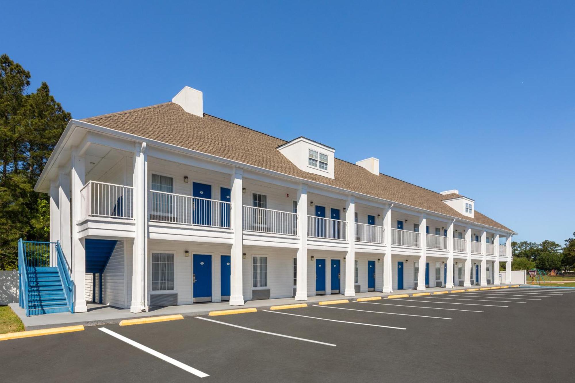 Baymont By Wyndham Brunswick Ga Hotell Exteriör bild